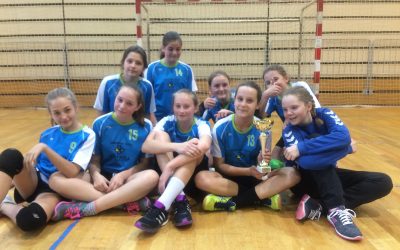 Občinsko prvenstvo v ROKOMETU za mlajše deklice – 1. mesto