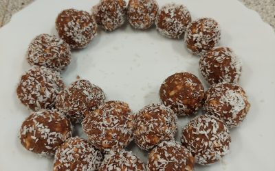 Praznične čokoladno kokosove kroglice